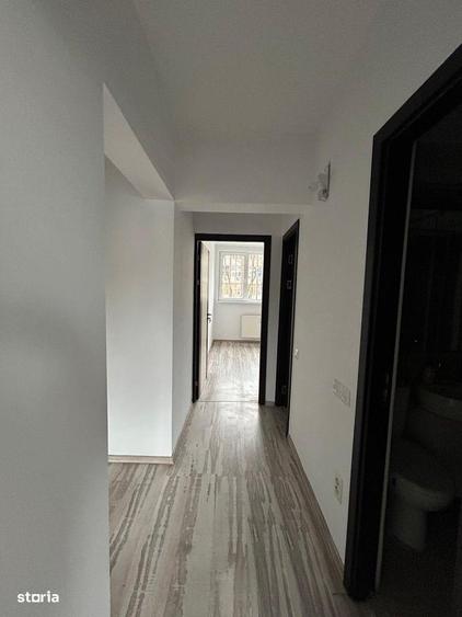 Apartament cu 4 camere în Drumul Taberei