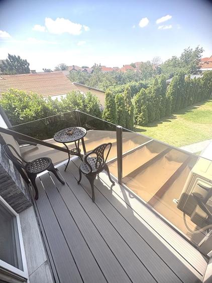 Apartament la casă, cu 4 camere - 8