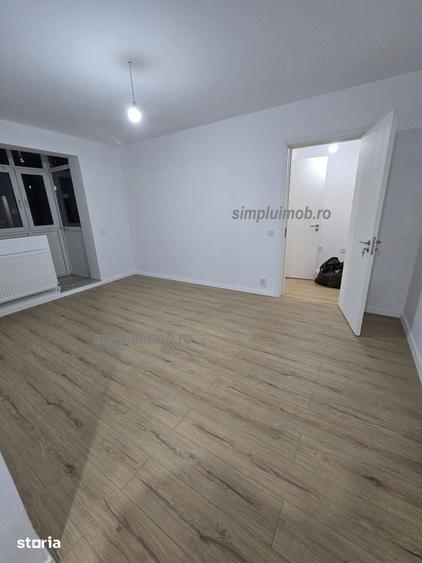 Apartament cu 3 camere semidecomandat în Giurgiului