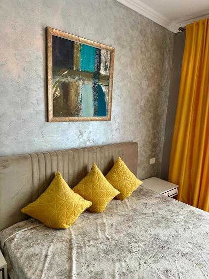 Apartament cu 3 camere semidecomandat, mobilat în Dumbrăvița