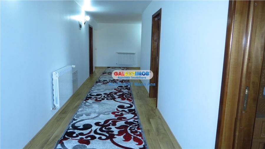 Casă cu 7 camere cu Teren 10000 Mp în Exterior Vest