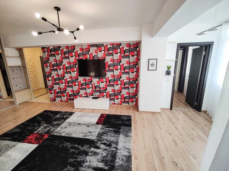 Apartament cu 3 camere decomandat în Nufărul