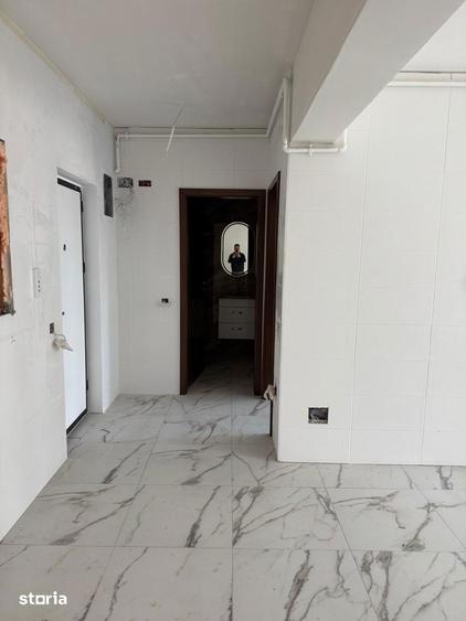 Apartament cu 2 camere decomandat în Apărătorii Patriei