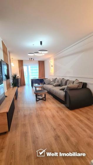 Apartament cu 3 camere semidecomandat, mobilat în Zorilor