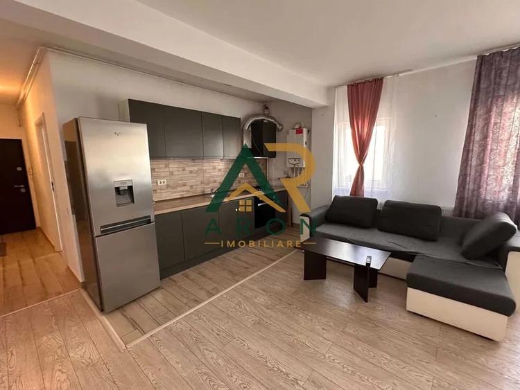 Apartament cu 2 camere semidecomandat, mobilat în Titan