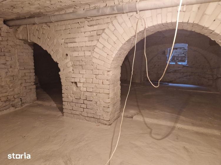 Apartament 6 camere langa Piata Victoriei, la cheie, ideal investitie - 3