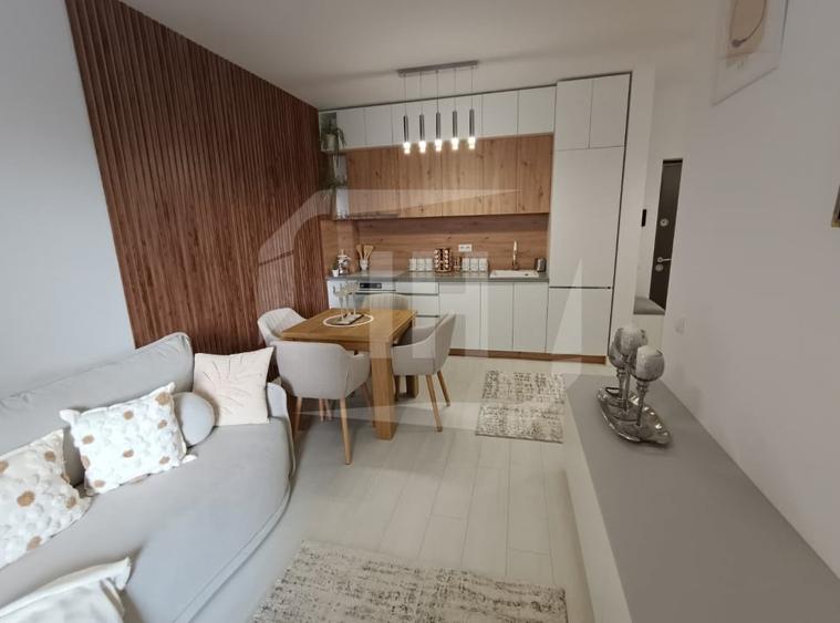 Apartament cu 2 camere semidecomandat, mobilat în Mărăști