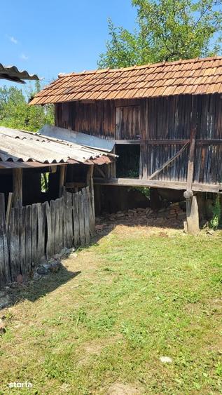 Casă cu 3 camere cu Teren 1900 Mp în Fârtățești