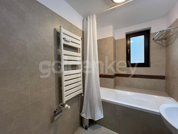 Apartament cu 4 camere decomandat, mobilat în Dorobanți