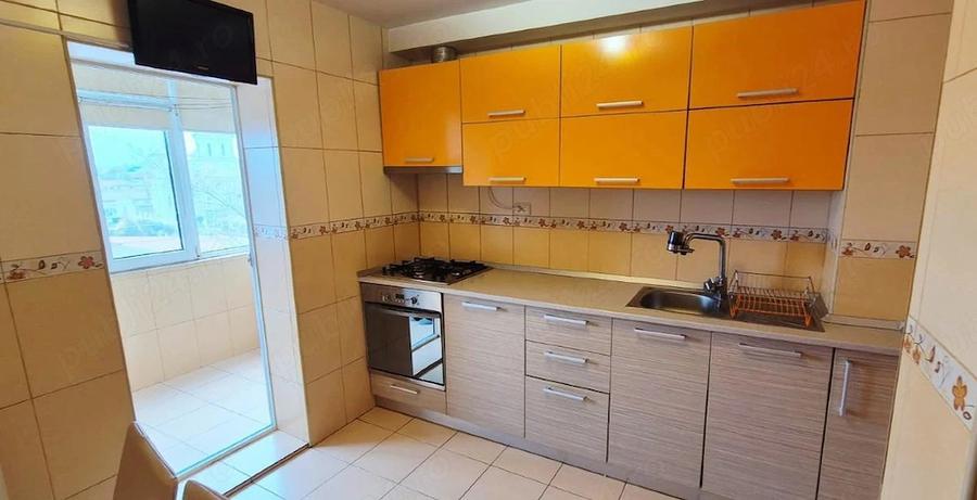 Apartemnt 2 camere de vanzare zona KM 5, MOBILAT si UTILAT partial - 4