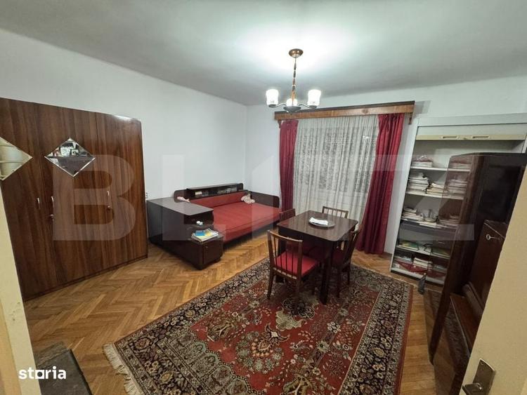Casă cu 4 camere în Vinerea