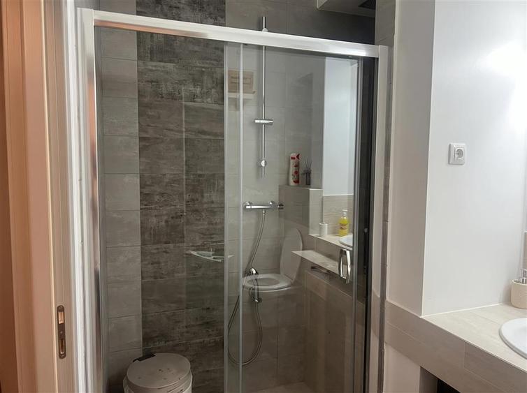 Apartament cu 2 camere decomandat, mobilat în Burdujeni