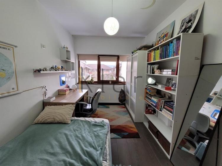 Duplex cu 5 camere decomandat cu Teren 250 Mp în Florești