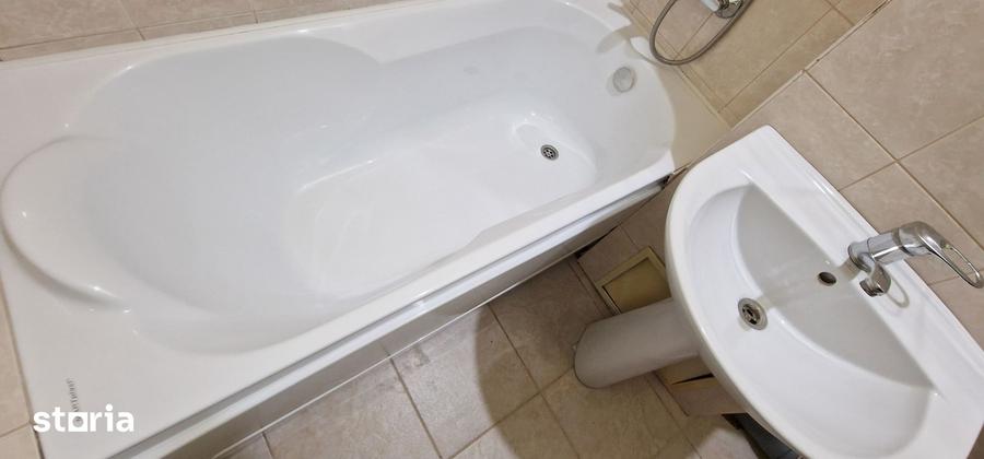 Apartament cu 2 camere semidecomandat în Cantacuzino