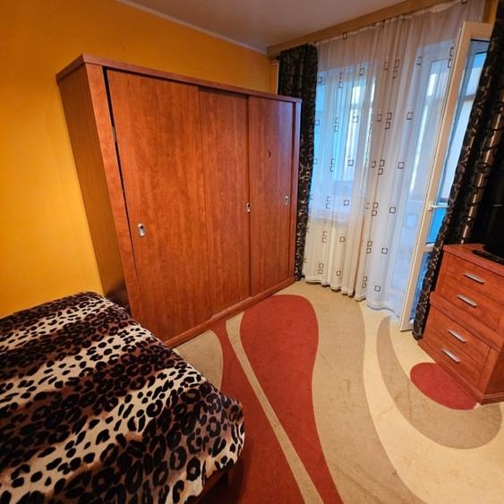 Apartament cu 2 camere decomandat, mobilat în Central