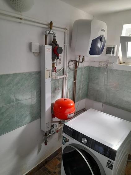 Casă individuală cu 2 camere cu Teren 1800 Mp în Cornița