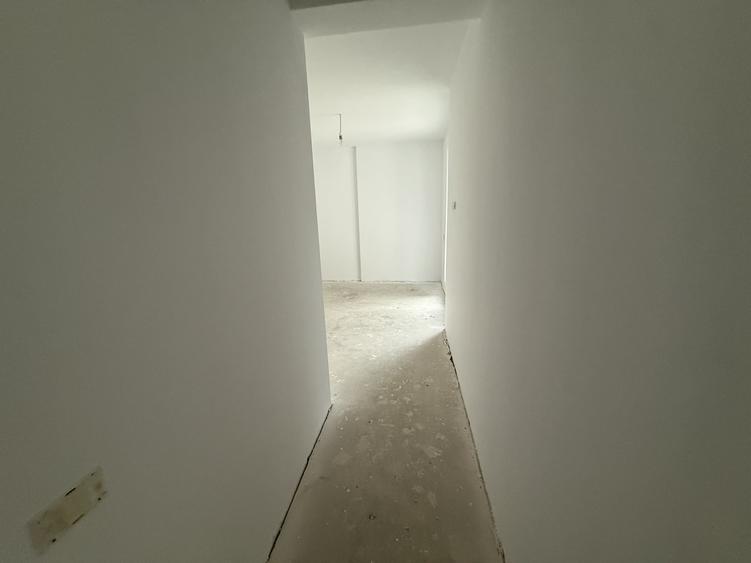 Apartament cu 2 camere decomandat în Theodor Pallady