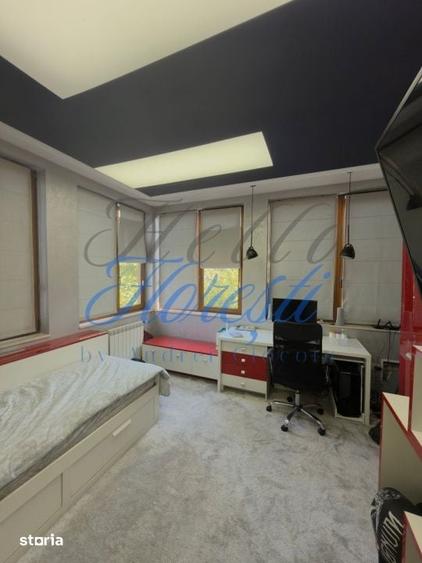 Apartament cu 3 camere decomandat în Andrei Mureșanu