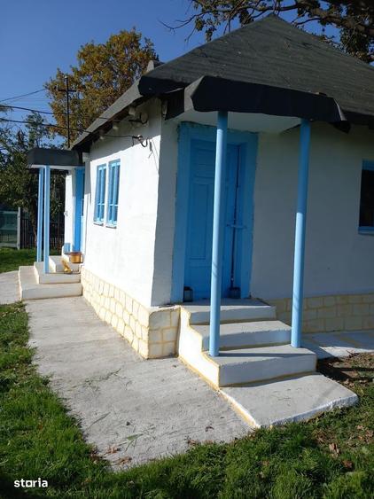 Casă cu 2 camere în Căteasca