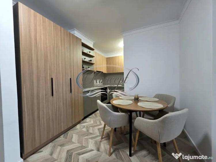 Apartament cu 3 camere semidecomandat în Între Lacuri