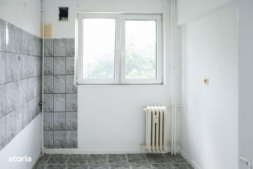 De vanzare 2 camere Titan | Etaj 3 | metrou Costin Georgian | COMISIO - 2