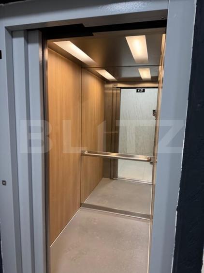 Apartament cu 2 camere semidecomandat, mobilat în Centura