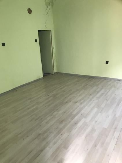 Casă cu 2 camere cu Teren 370 Mp în Micălaca