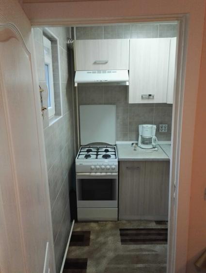 Apartament cu 2 camere semidecomandat în P-ța Doina