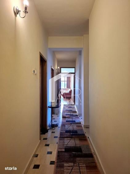 Apartament cu 4 camere decomandat în Democrației
