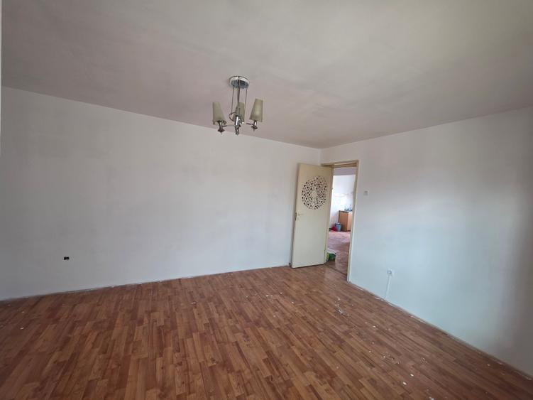 Apartament cu 2 camere decomandat în Kogălniceanu