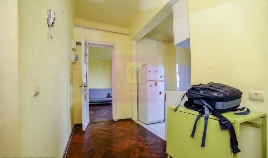 Garsonieră decomandată în Cantemir