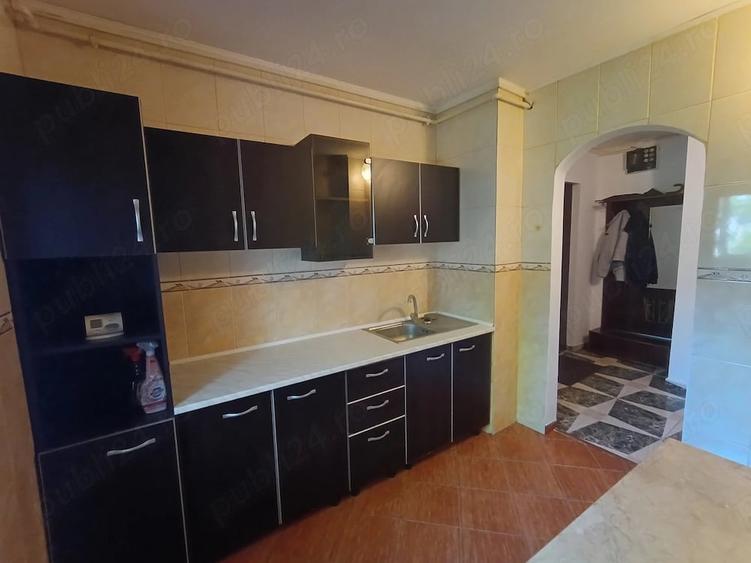 Apartament cu 2 camere decomandat în 1 Mai