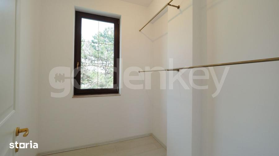 Casă cu 6 camere cu Teren 700 Mp în Central