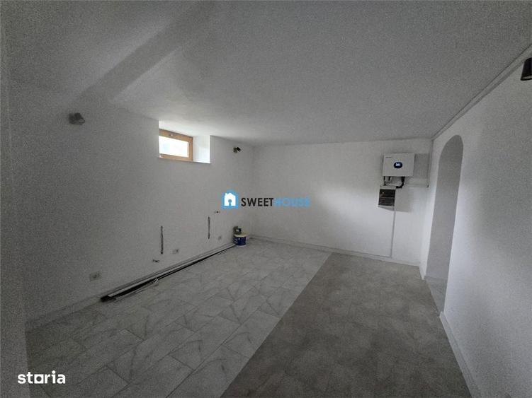 Casă cu 4 camere în Sâmbăta de Jos