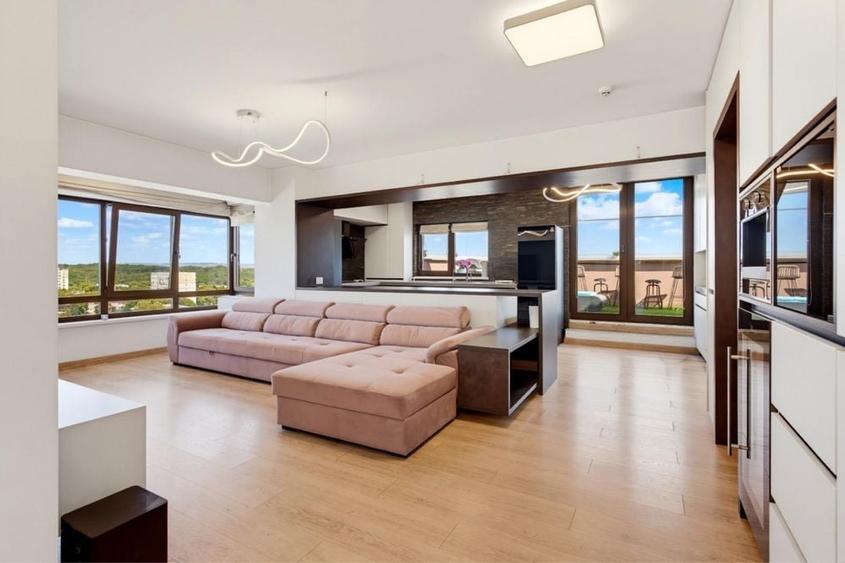 Apartament cu 3 camere decomandat în Tătărași