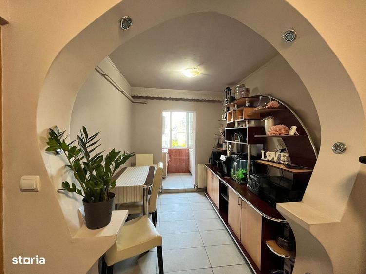 Apartament cu 2 camere decomandat în Central