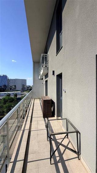 Apartament cu 3 camere semidecomandat, mobilat în Aviației