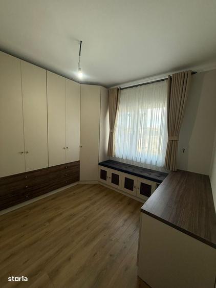 Casă cu 3 camere în Golești