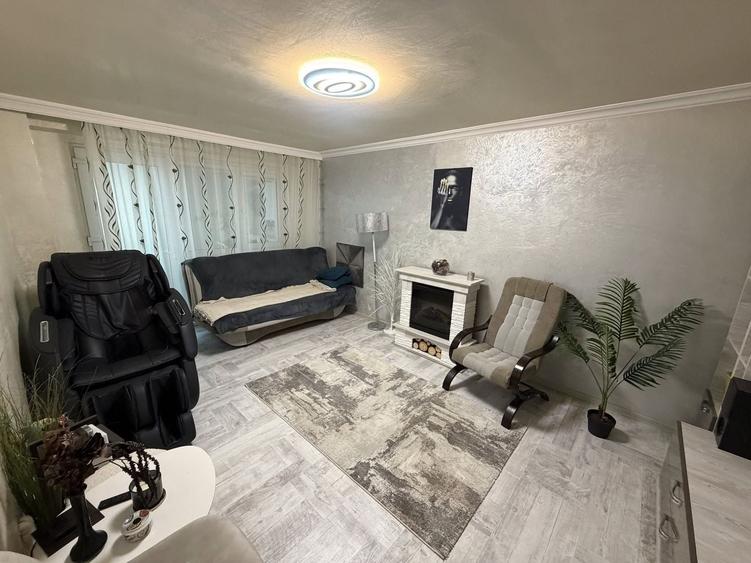 Apartament cu 3 camere, mobilat în Viziru 3