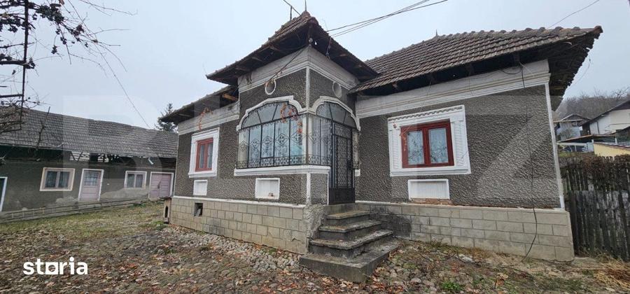 Casă cu 2 camere cu Teren 1200 Mp în Brănești