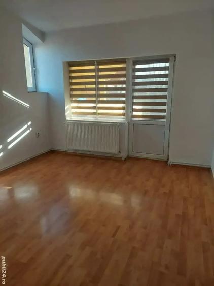 Spațiu comercial, de 70 mp, în Central