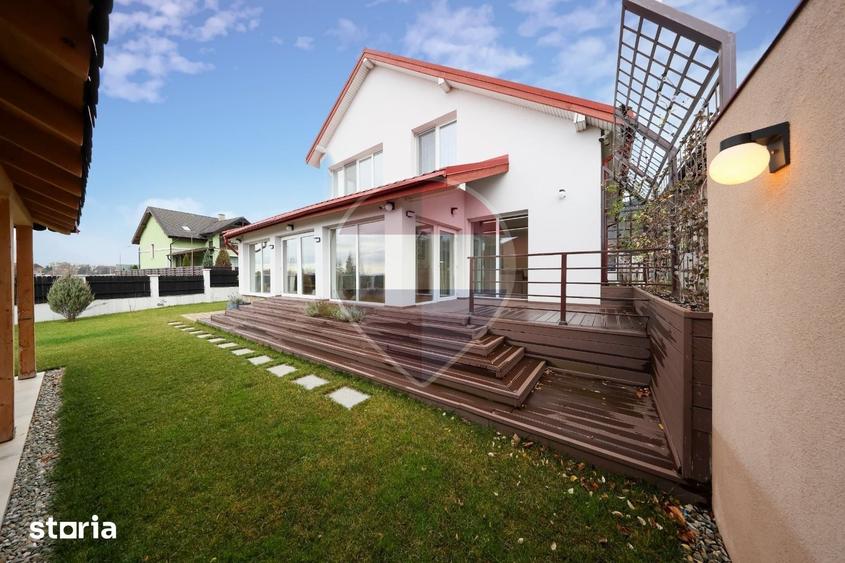 Casă cu 5 camere cu Teren 577 Mp în Bunloc