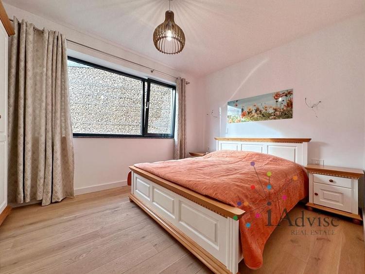 Apartament cu 3 camere decomandat, mobilat în Drumul Poienii