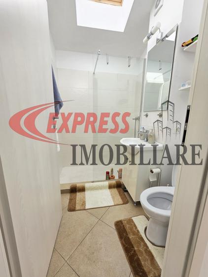Apartament cu 2 camere decomandat în Berceni
