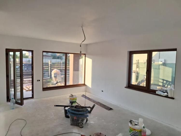 Casă individuală cu 3 camere cu Teren 400 Mp în Cumpăna