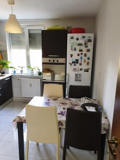 Apartament cu 2 camere decomandat în Exterior Vest