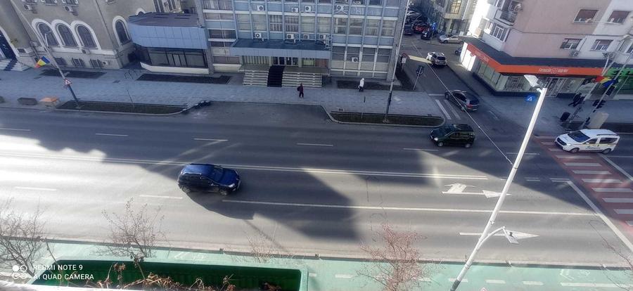 Apartament cu 2 camere nedecomandat în Ultracentral