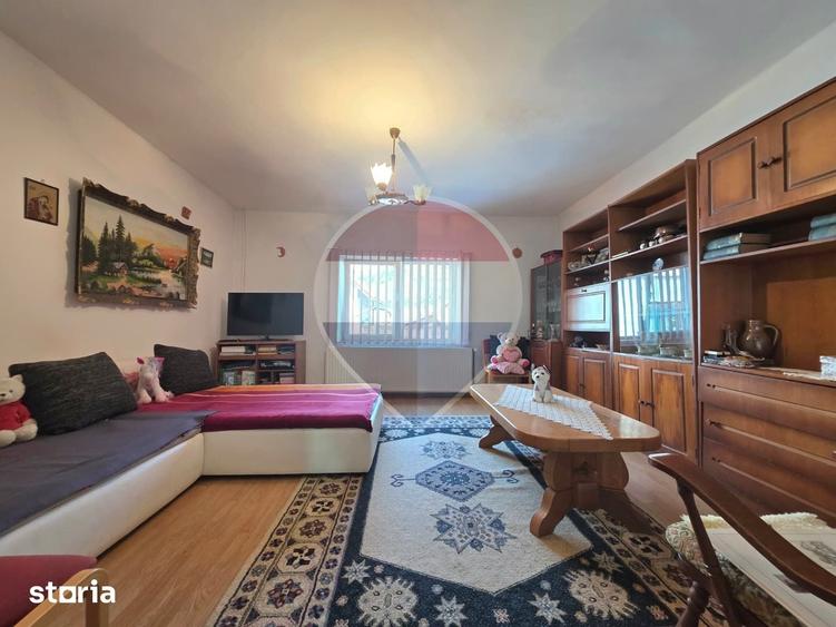 Casa cu priveli?te frumoasa ?i curte proprie-strada Anton Pann Medias - 6