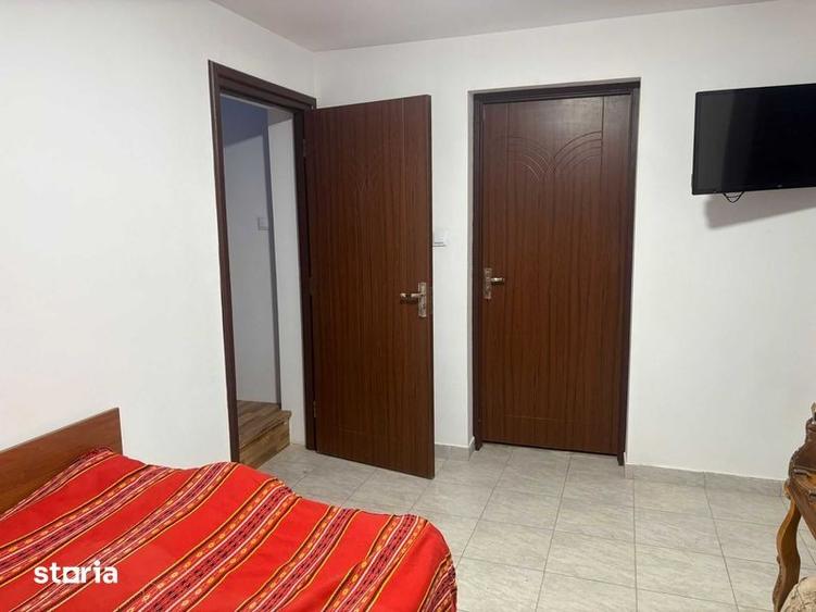 Casă cu 4 camere cu Teren 140 Mp în Mărăști