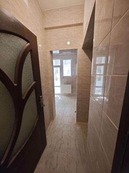 Apartament cu 3 camere decomandat în P-ța Romană